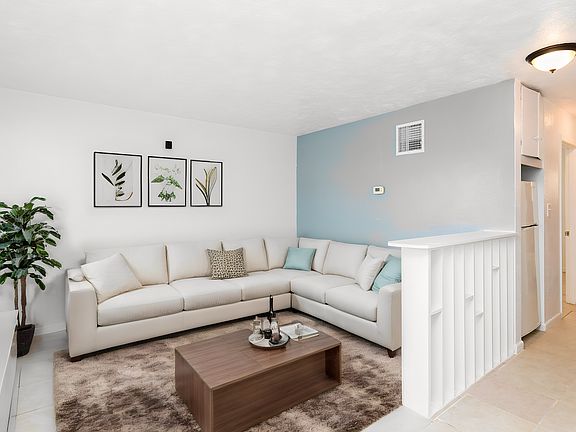 2nd image of 1215 10th St #3