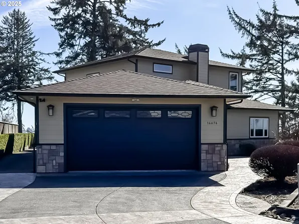 14676 Sandpiper Pl, Brookings, OR 97415
