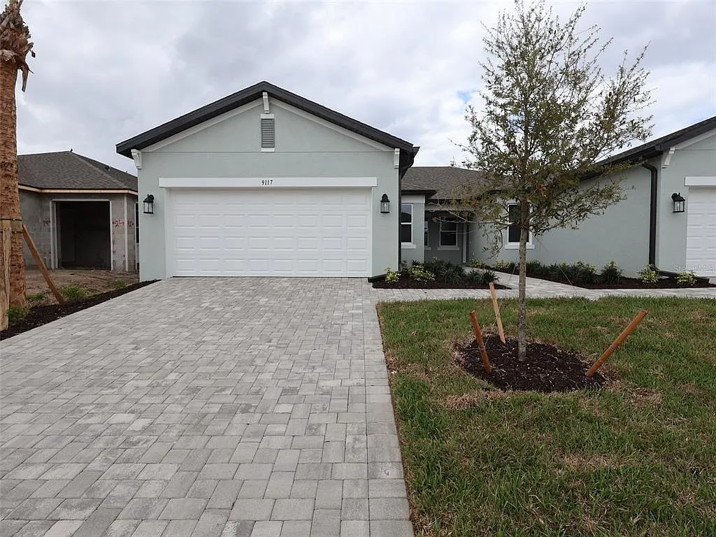 Building Photo - 9117 Optimist Way