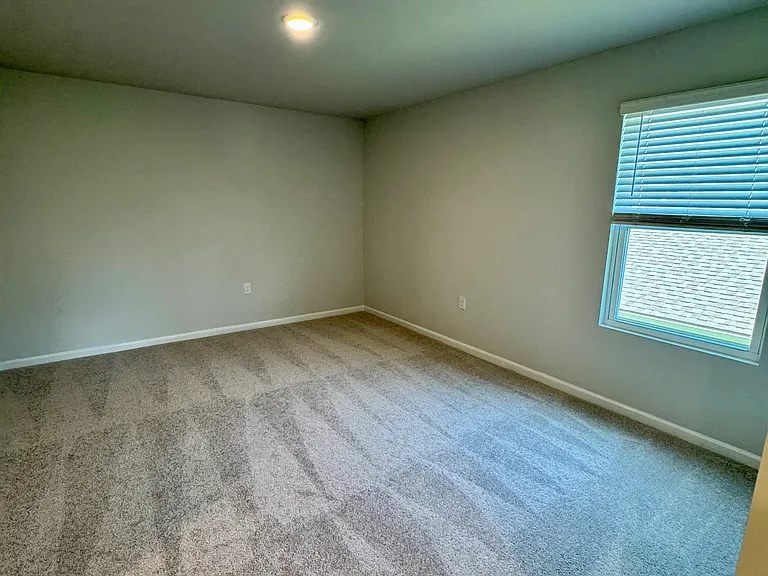 552 Coronado Ave SE — Photo 12