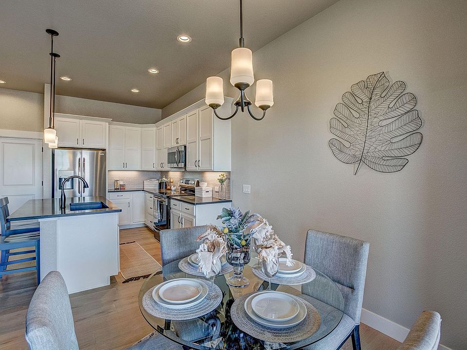 Dining Kitchen
