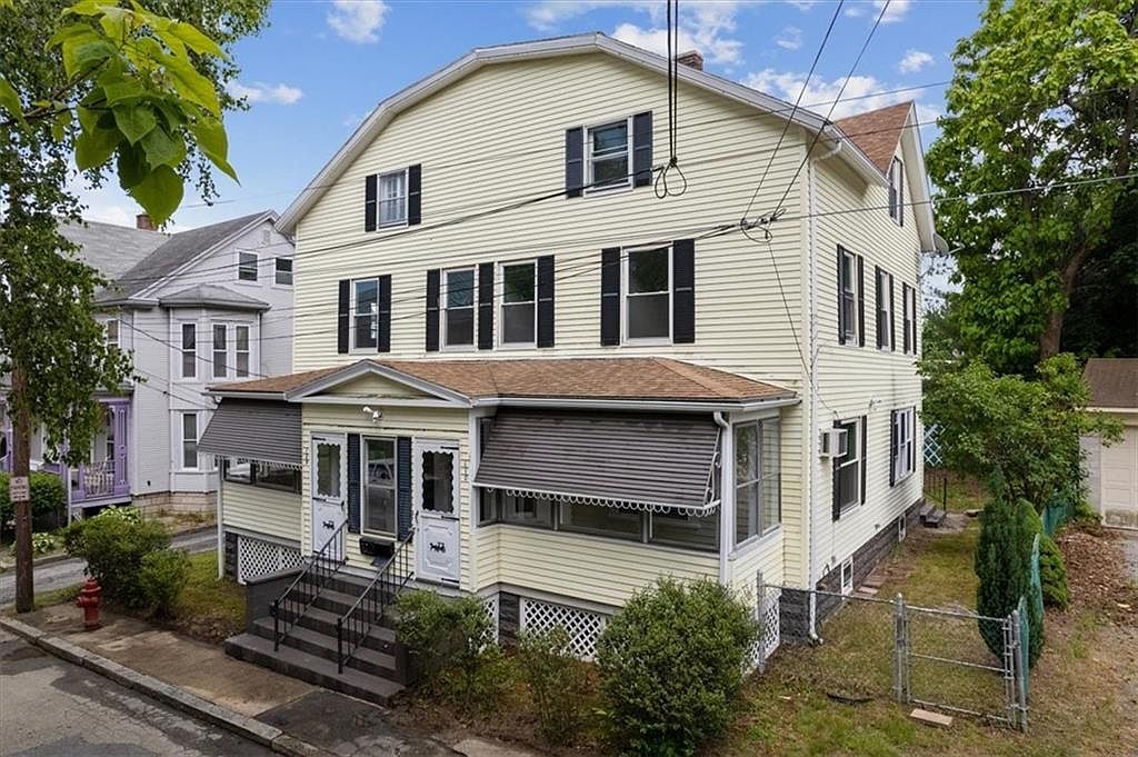 108 Parker St, Woonsocket, RI 02895 Zillow