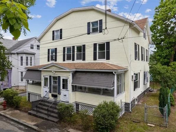 108 Parker St, Woonsocket, RI 02895