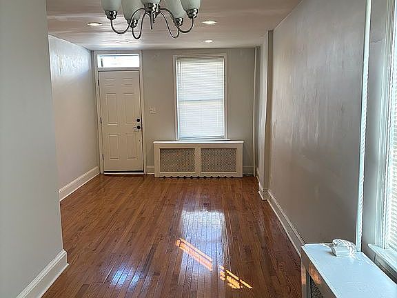 2nd image of 3121 Almond St