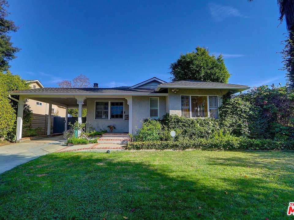 1st image of 2716 Veteran Ave