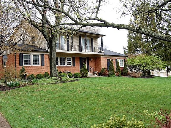 3rd image of 5919 Deanmont Pl