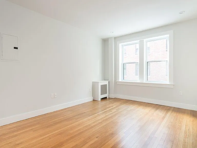 19A Forest St #26 — Photo 4
