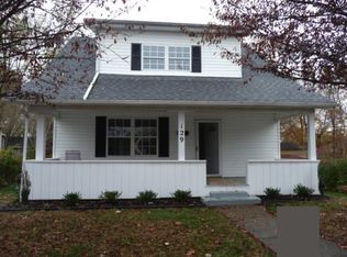 129 Rotary Rd, Huntington, WV 25705