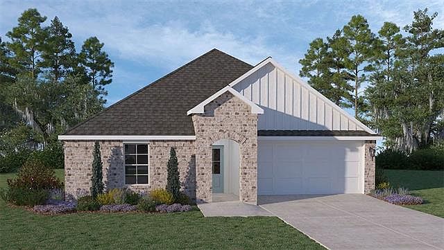 1st image of 811 Coulee Bend Blvd