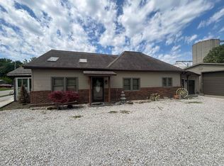 100 E 16th St, Vincennes, IN 47591