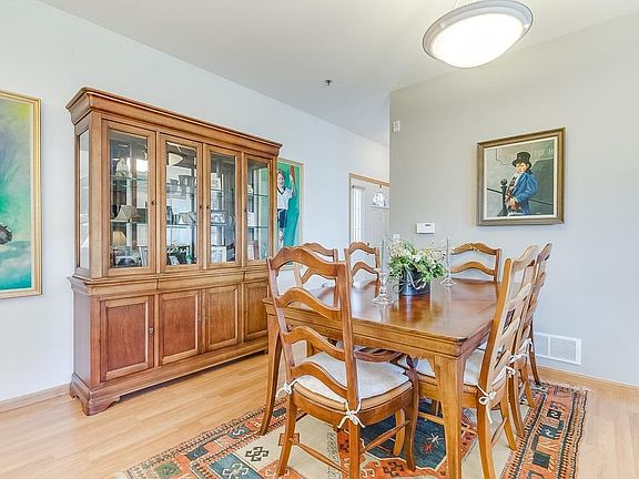 5th image of 6305 44th St Unit 135