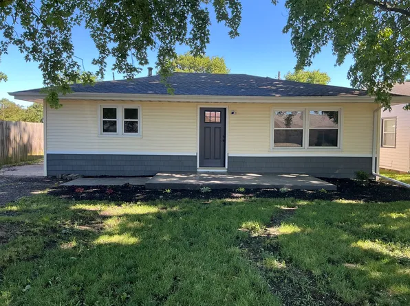 510 W Austin St, Tolono, IL 61880