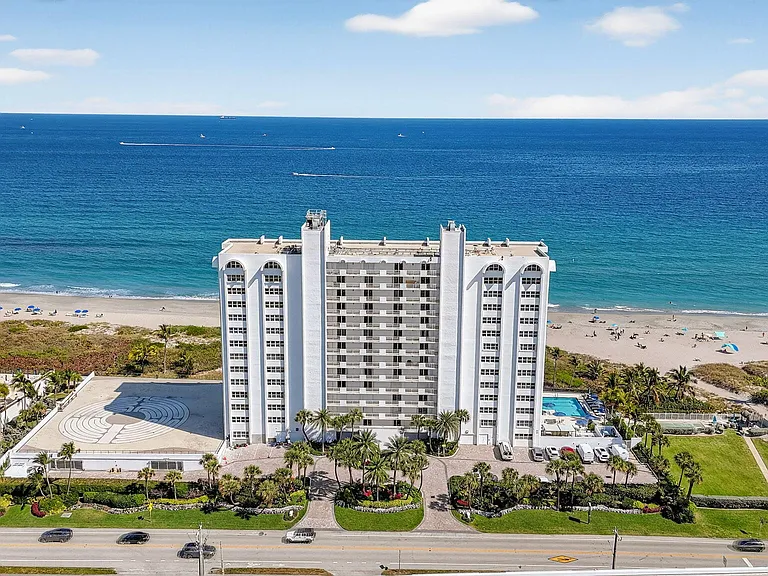 3000 S Ocean Blvd #1004 — Photo 43