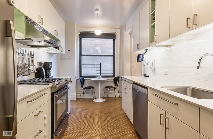 2nd image of 395 Riverside Dr APT 4E