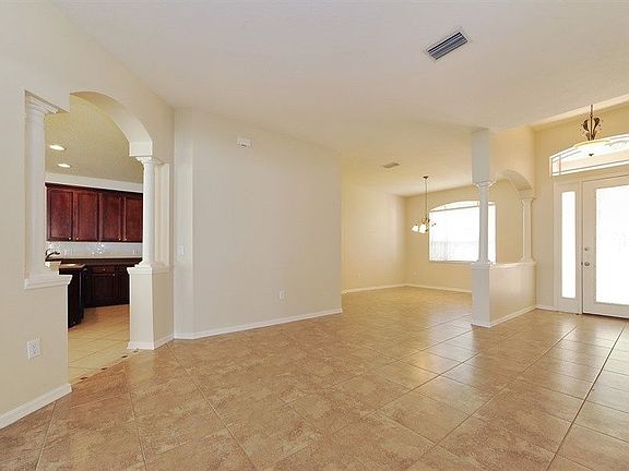 2nd image of 2032 Wexford Green Dr