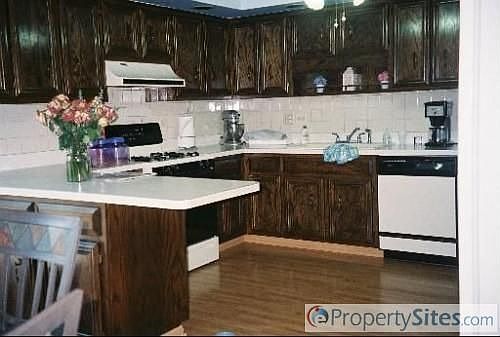 3rd image of 7504 165th St