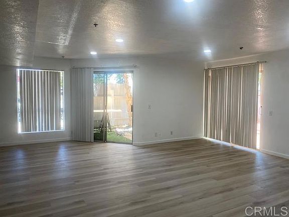 3rd image of 390 E Madison Ave APT A