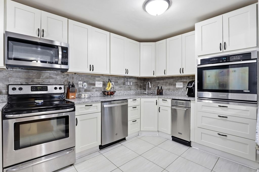 Apartment in Weymouth, East Weymouth - View 5