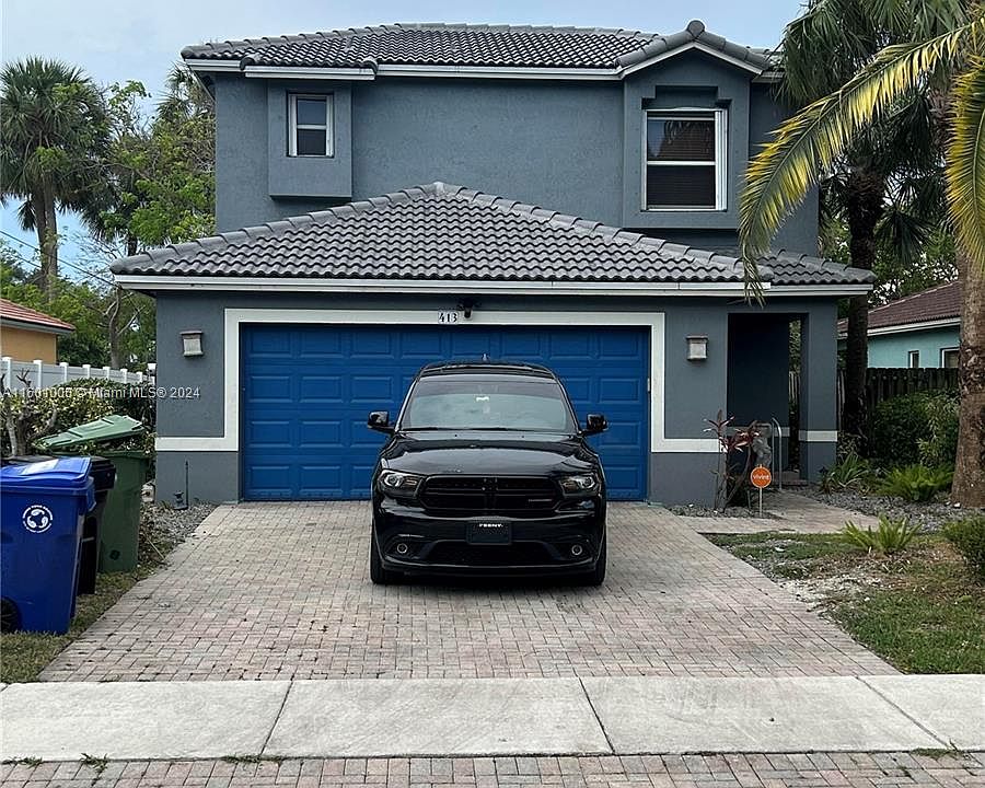 1st image of 413 NW 23rd Ave