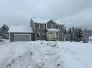 24 Falcon Ridge Rd, Milford, NH 03055