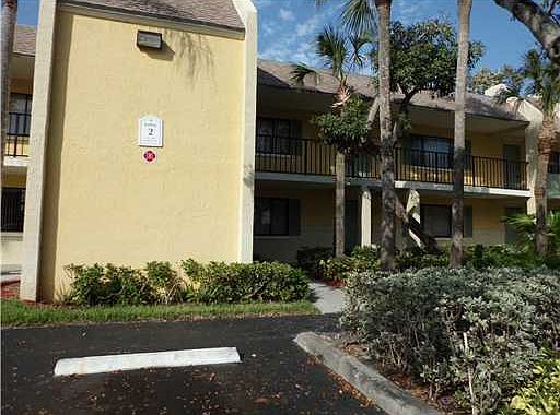 1st image of 207 Meadows Circle #207