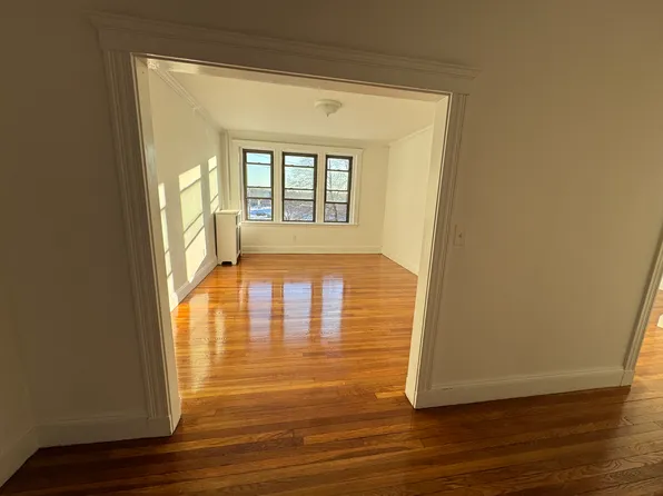 30 Bellevue St, Boston, MA