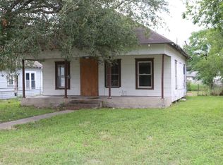 512 W Kenedy Ave, Kingsville, TX 78363