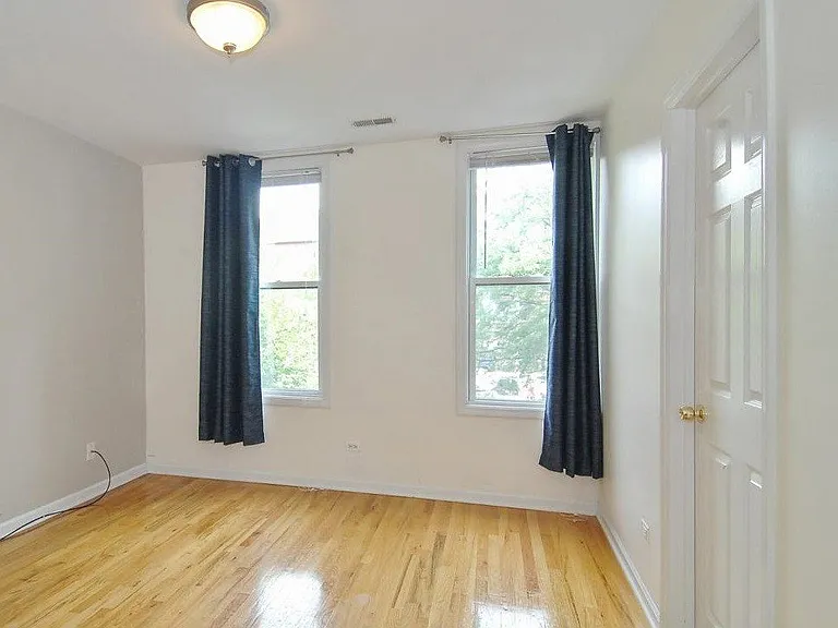1433 W Oakdale Ave #2 — Photo 5