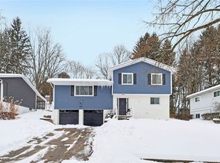 822 Castle Blvd, Akron, OH 44313