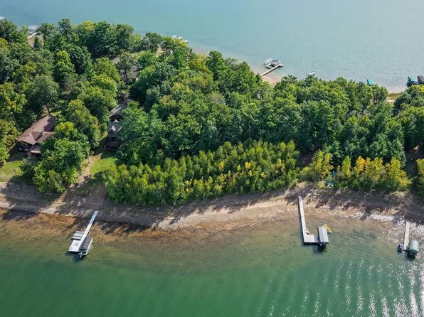 Rolphs Point Dr, Shell Lake, WI 54871