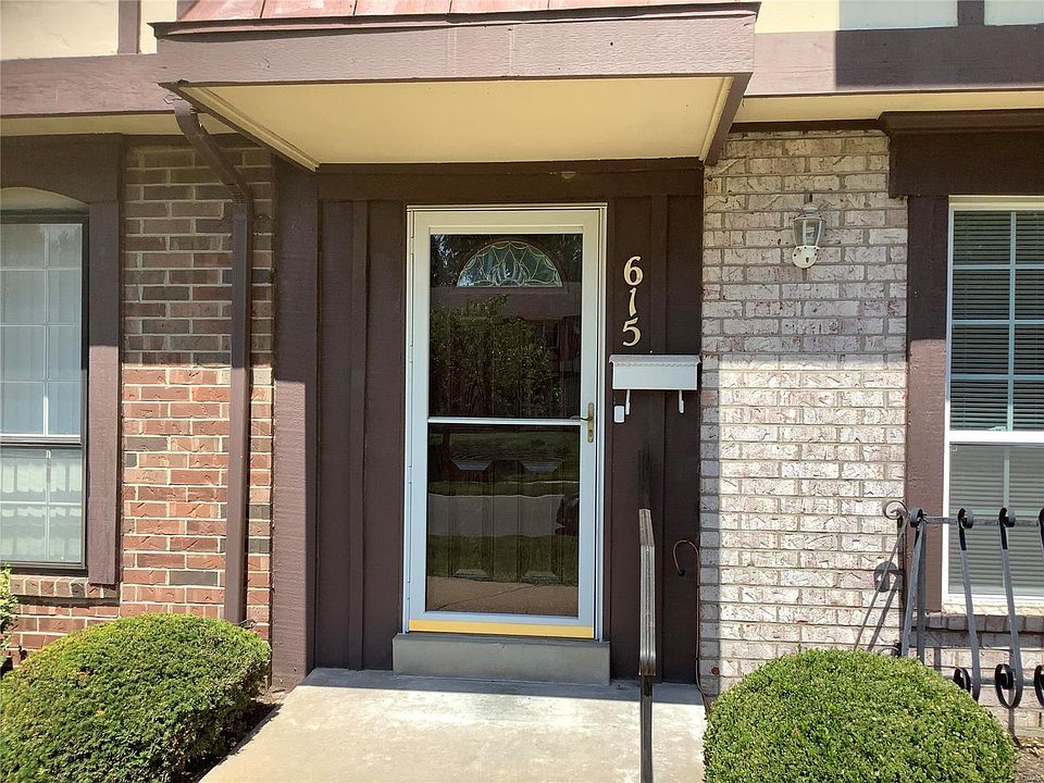 1st image of 615 Rosetta Dr