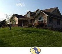 BEAUTIFUL COUNTRY HOME WITH STUNNING VIEWS