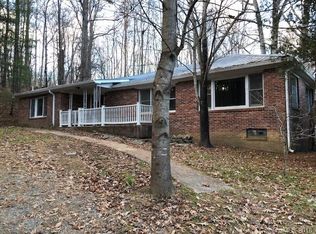 156 Hudgins Rd, Hendersonville, NC 28792