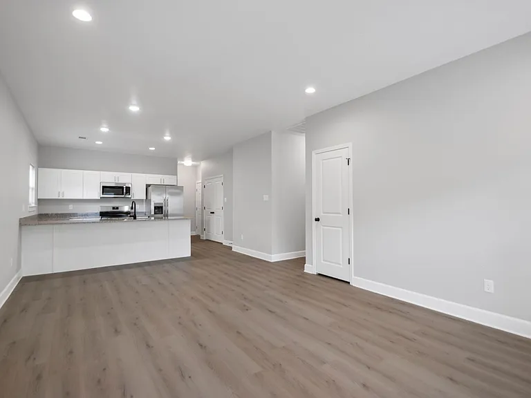 2311 Nichols Rd — Photo 16