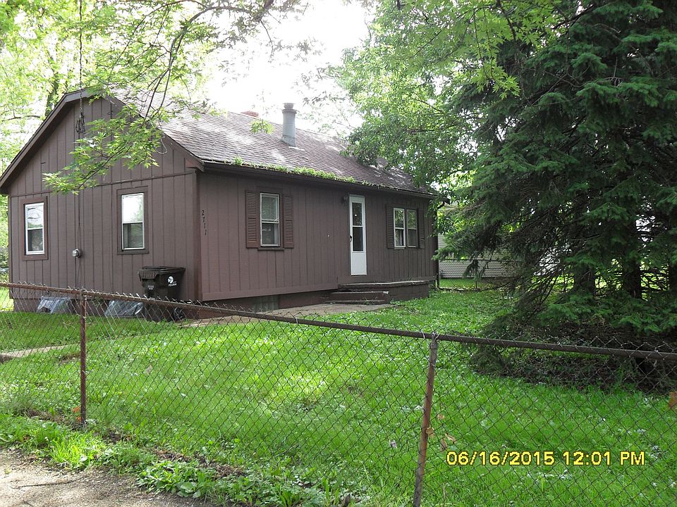 1st image of 2711 W Farrelly Ave