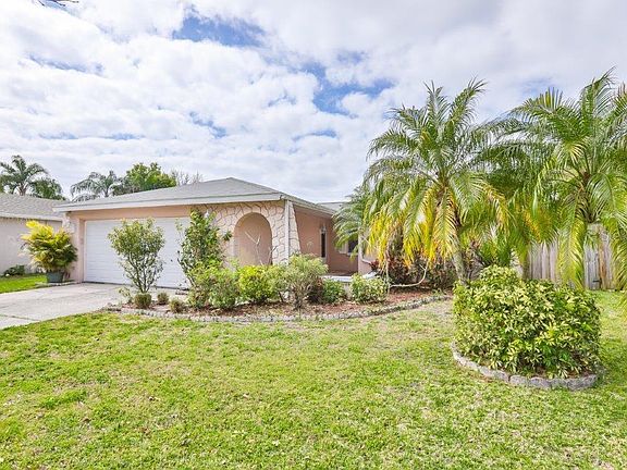 2nd image of 416 Tangerine Dr