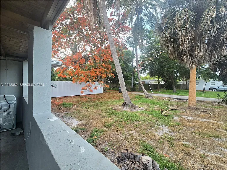 2203 Taft St #B — Photo 11