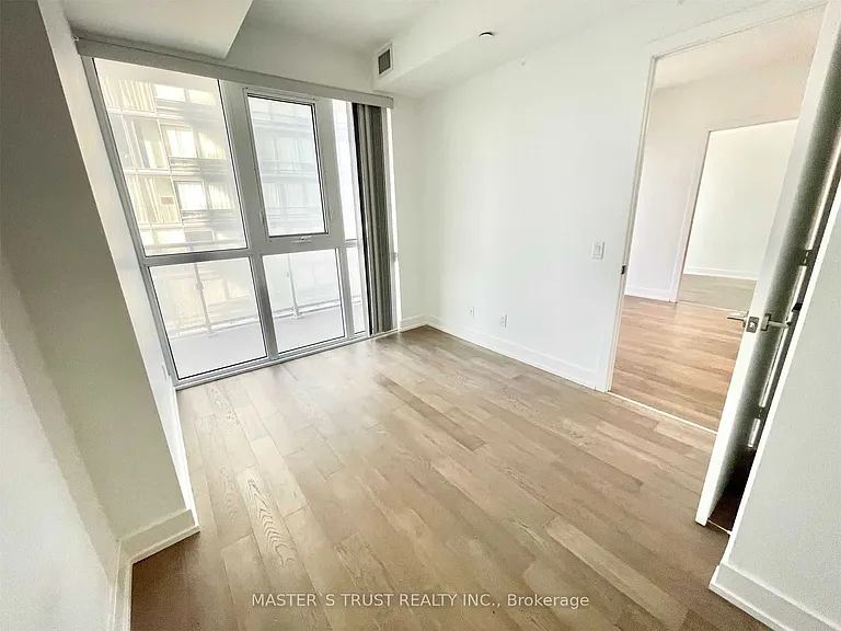 7 Grenville St #1601 — Photo 20