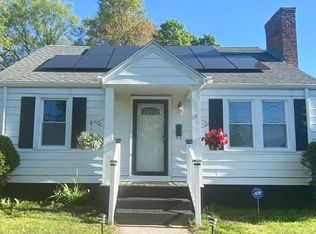 76 Burnham St, Hartford, CT 06112