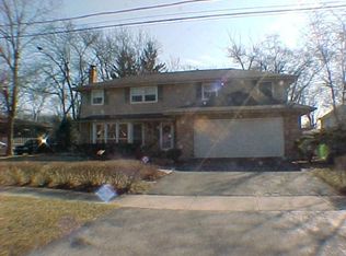 2235 W Maple Rd, Homewood, IL 60430