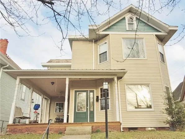 403 Columbia Ave, Williamstown, WV 26187