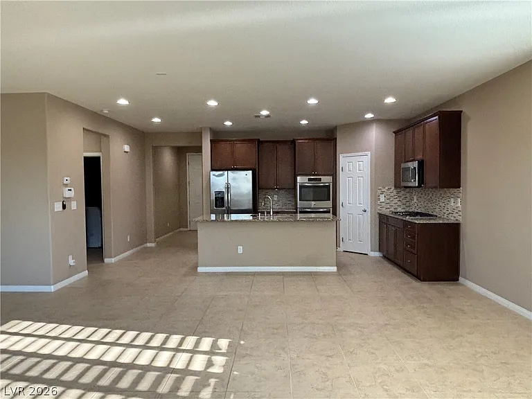 7466 Campbell Ranch Ave — Photo 12