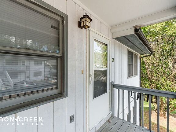 3rd image of 20 Brookdale Rd #C-4