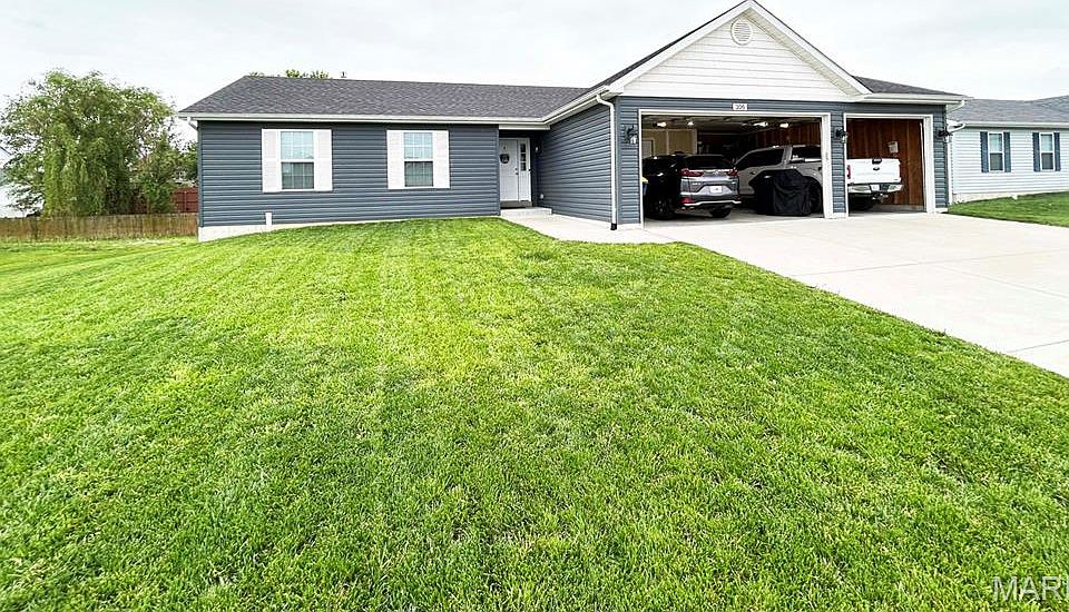 1st image of 306 Harvest Dr