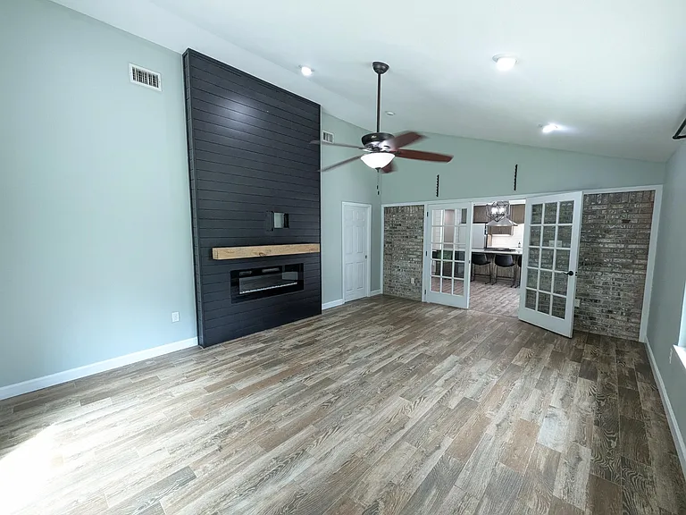 8717 Sand Pine Dr — Photo 15