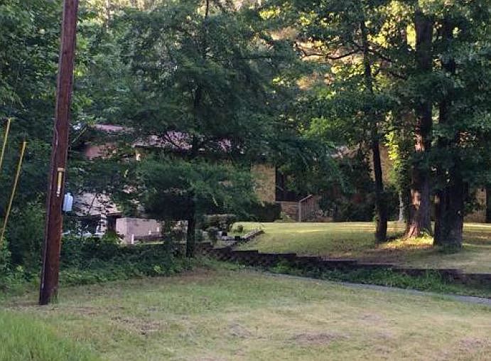 2nd image of 3908 Lake Norrell Rd