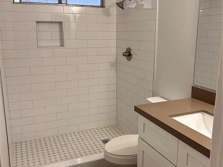 18182 Mandarin Ln — Photo 5