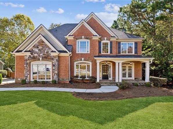 7720 Sleepy Lagoon Way, Flowery Branch, GA 30542