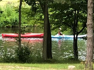 72 Chelsea Ct NE, Rockford, MI 49341