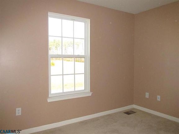 5th image of 474 Justin Dr